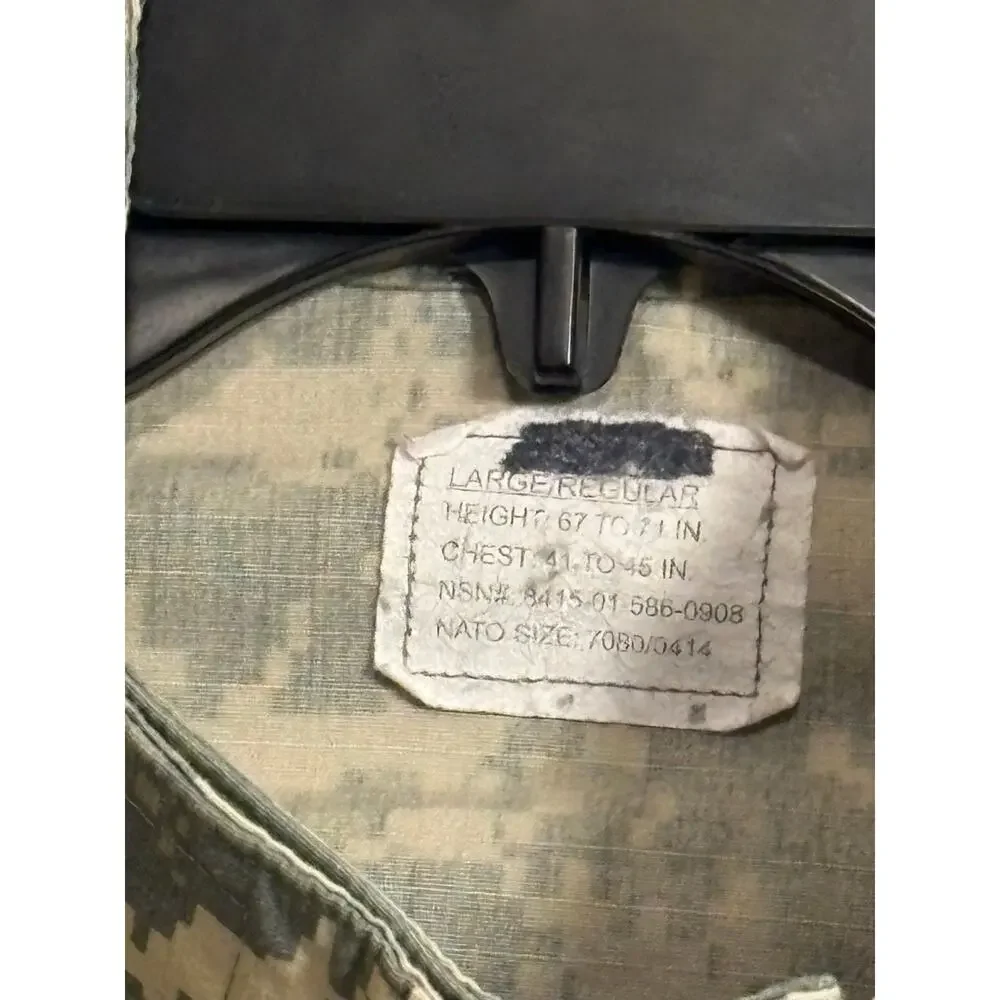 US Army ACU Digital Camo Combat Coat Jacket Large Regular
